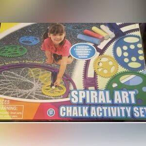 Spiral Art Chalk Activity Set